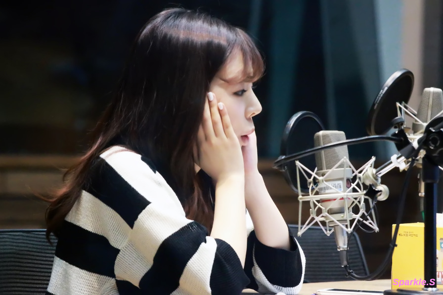 [OTHER][06-02-2015]Hình ảnh mới nhất từ DJ Sunny tại Radio MBC FM4U - "FM Date" - Page 10 2144EC3B554BA2D603E0CF