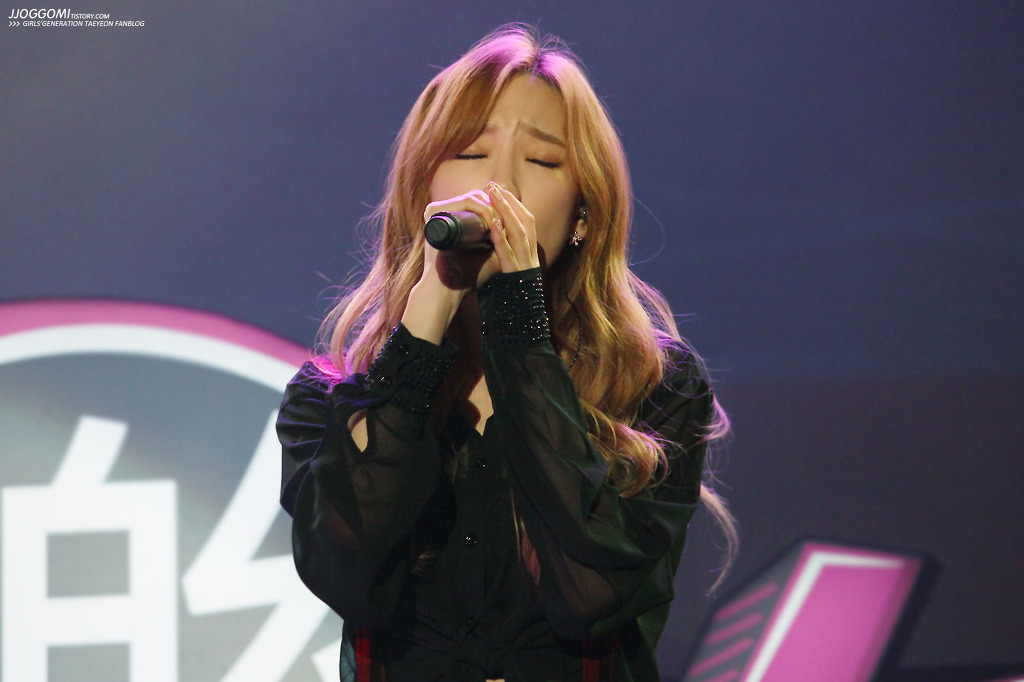 [PIC][11-11-2014]TaeTiSeo biểu diễn tại "Passion Concert 2014" ở Seoul Jamsil Gymnasium vào tối nay 21558B505465E8FA154887