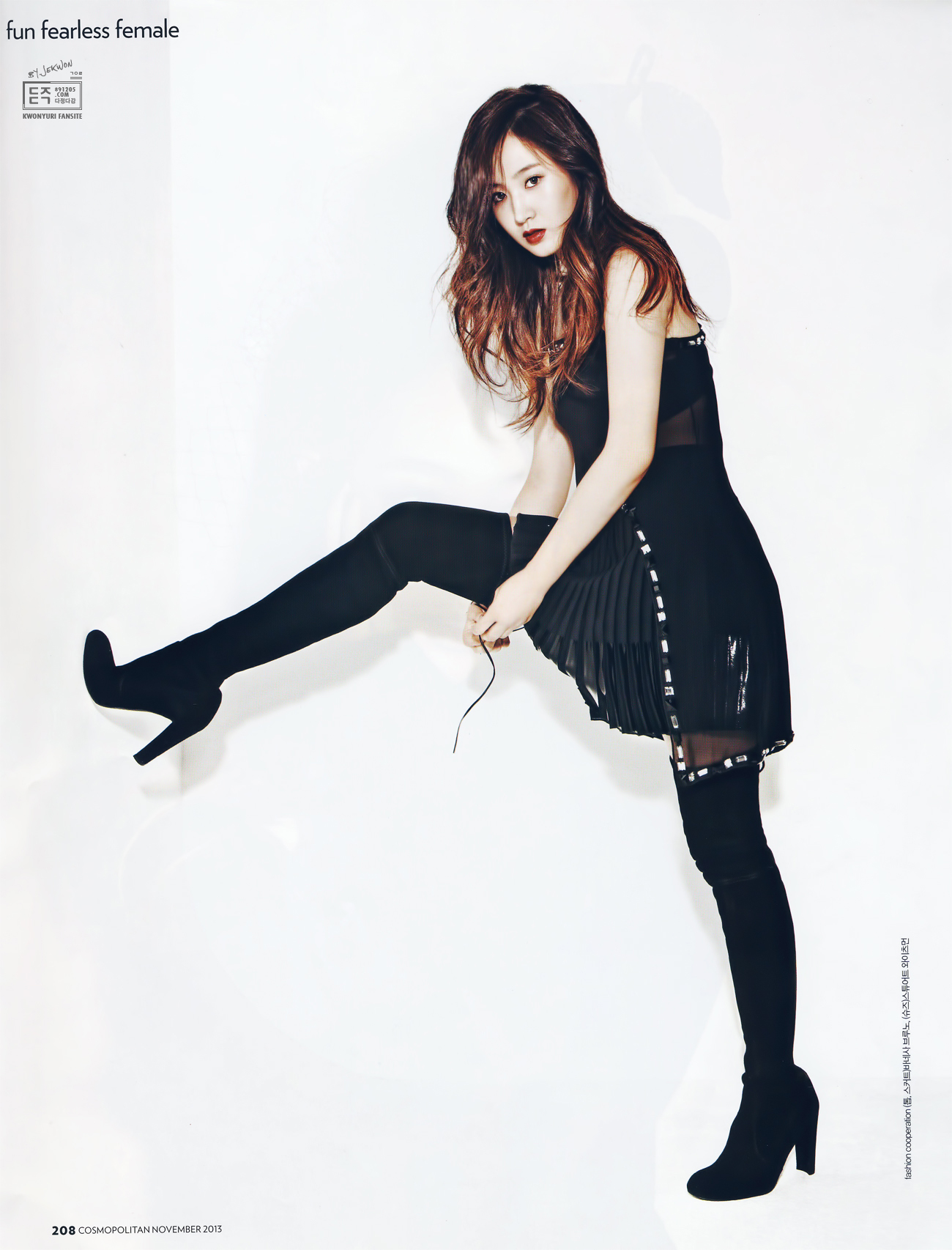 [PIC][17-10-2013]Yuri đầy quyến rũ trên ấn phẩm tháng 11 của tạp chí "Cosmopolitan" 2323EF365264CE5C1C96A6
