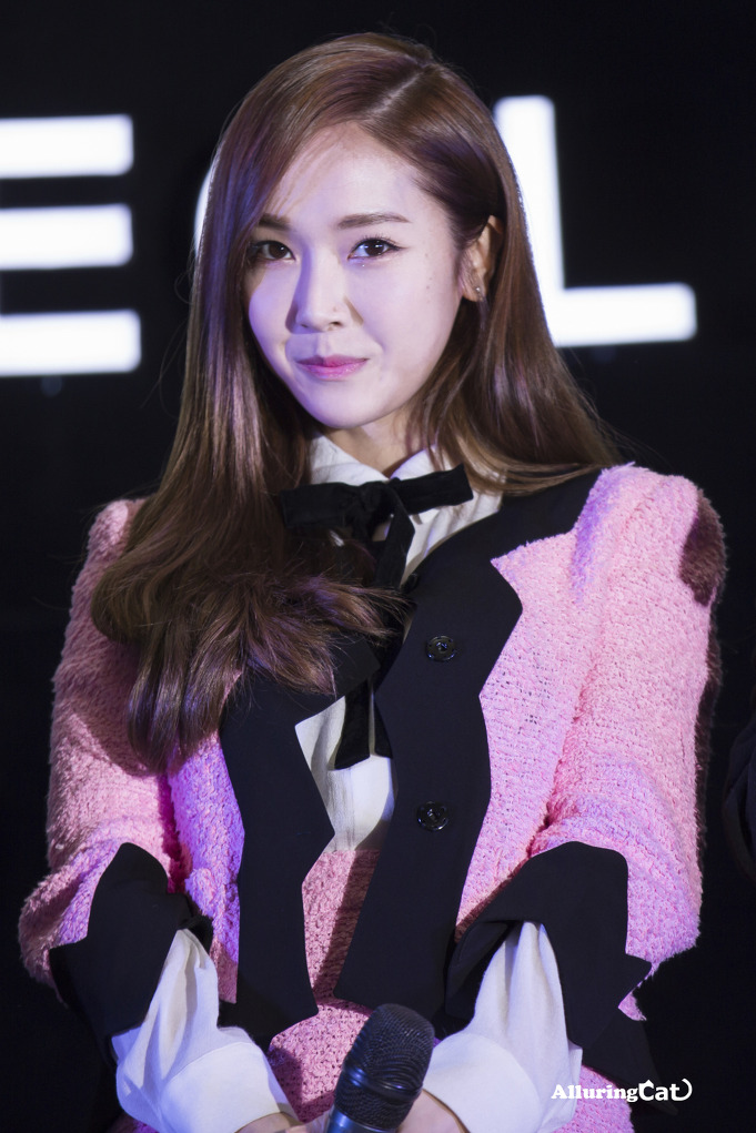 [PIC][20-12-2014]Jessica tham dự buổi fansign cho "BLANC & ECLARE" tại Trùng Khánh - Trung Quốc vào tối nay - Page 2 2336723A54BE48F9100D8C