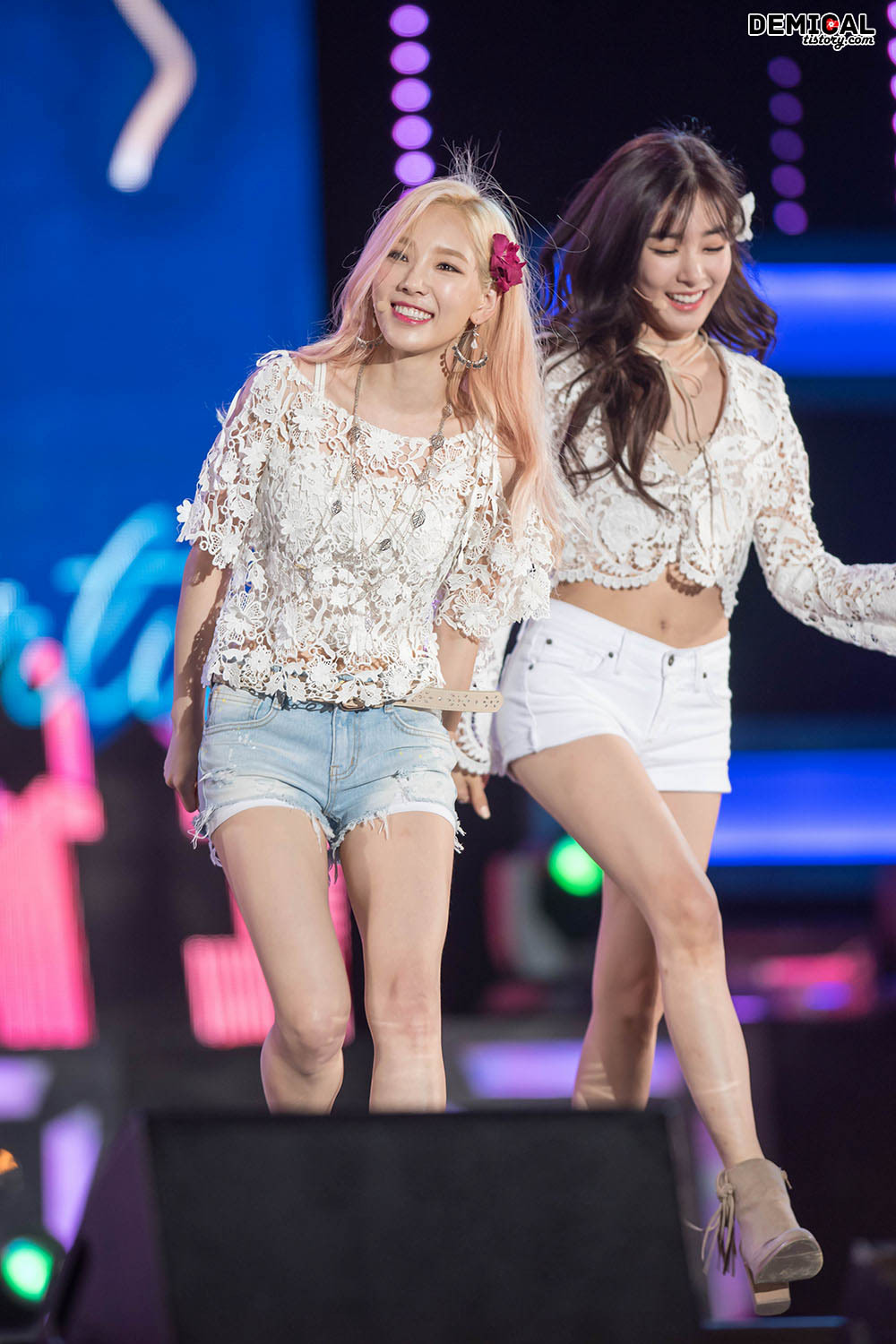 [PIC][27-07-2015]SNSD tham dự "MBC Music Core Summer Festival" tại Ulsan vào tối nay - Page 2 247BB03955BD0A751539EA