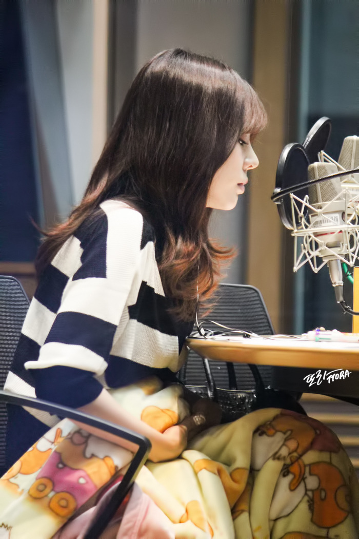 [OTHER][06-02-2015]Hình ảnh mới nhất từ DJ Sunny tại Radio MBC FM4U - "FM Date" - Page 17 275F234B557D3A2D10E49E