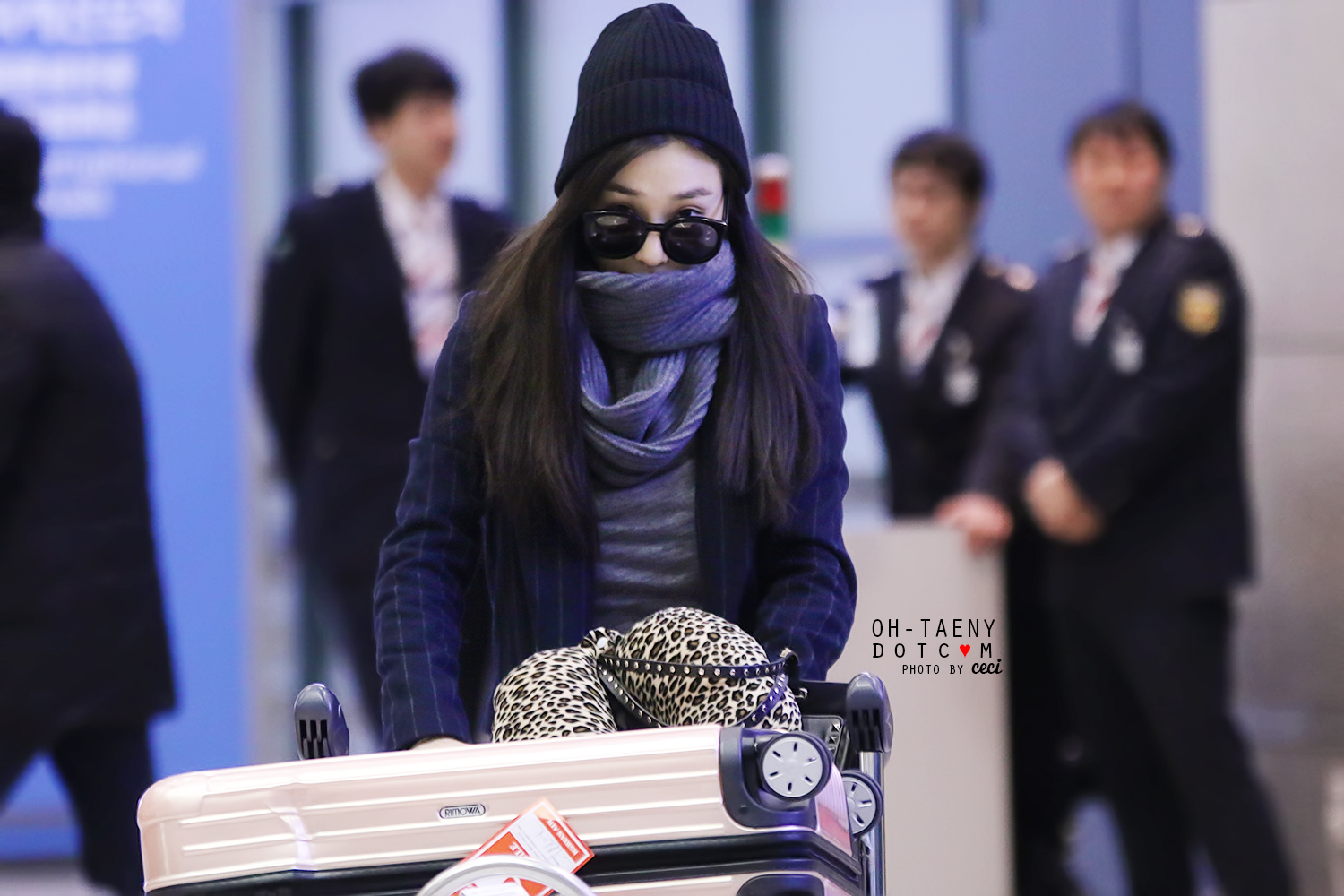 [PIC][09-01-2014]Tiffany và Yuri trở về Hàn Quốc vào chiều nay 272D694B52E13929021592